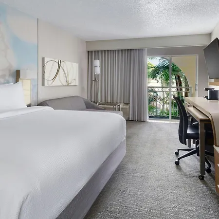 Courtyard By Marriott Fort Lauderdale North/Cypress Creek Exterior photo