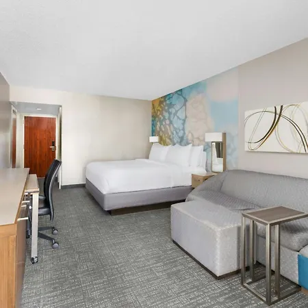 Courtyard By Marriott Fort Lauderdale North/Cypress Creek Exterior photo