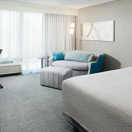 Courtyard By Marriott Fort Lauderdale North/Cypress Creek Exterior photo